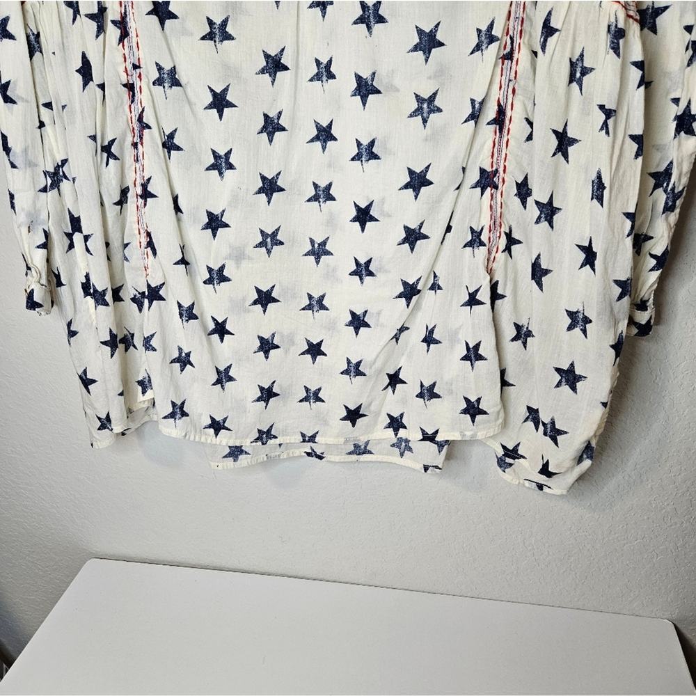 LANE BRYANT RED,WHITE, AND BLUE SHIRT SIZE14/16 America Patriotic 4th Of July - Picture 2 of 8